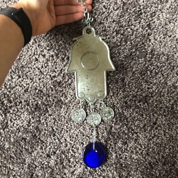 ✨HOST PICK✨decor silver hamsa - Picture 5 of 5